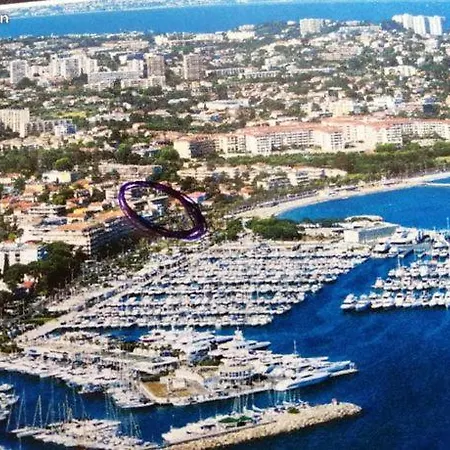 아파트 Studio Golfe Juan, Plages, Parking, Climatisation 발로리스