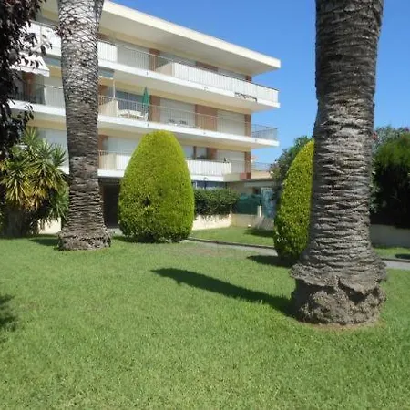 아파트 Studio Golfe Juan, Plages, Parking, Climatisation *