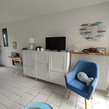 Studio Golfe Juan, Plages, Parking, Climatisation 아파트 발로리스